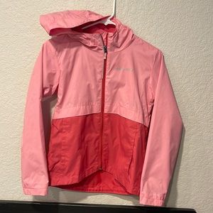 Big girls Columbia windbreaker, lined with partial fleece.